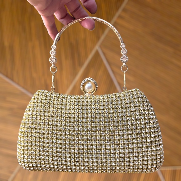 Gold Vintage Evening Bag - Picture 5 of 14